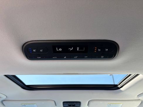 Used 2026 Hyundai Palisade Calligraphy AWD/4WD image 30