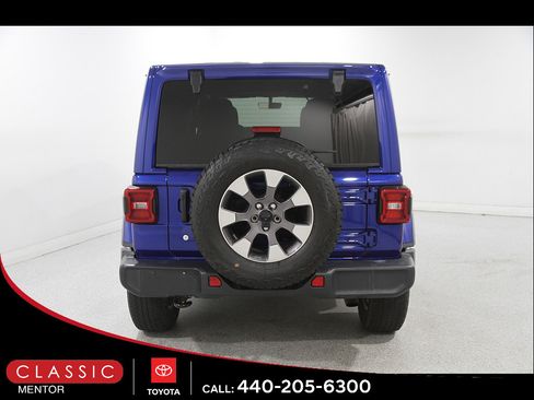 Used 2019 Jeep Wrangler Unlimited Sahara AWD/4WD image 22