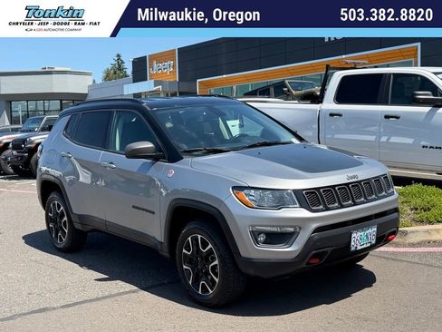 Used 2020 Jeep Compass Trailhawk AWD/4WD image 1