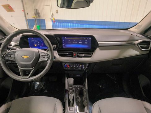Used 2025 Chevrolet TrailBlazer LT image 31