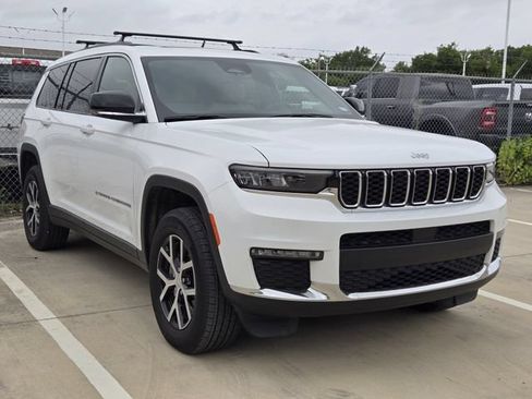 Used 2025 Jeep Grand Cherokee L Limited w/ Trailer Tow Package AWD/4WD image 1