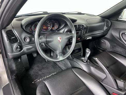 Used 2003 Porsche 911 Carrera RWD image 4