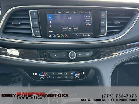Used 2021 Buick Enclave Avenir w/ Avenir Technology Package image 17