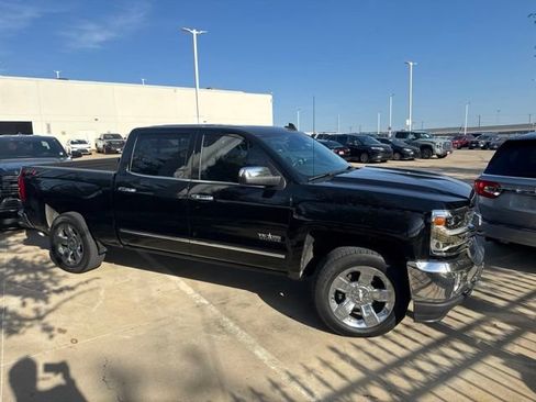 Used 2018 Chevrolet Silverado 1500 LTZ w/ Texas Edition AWD/4WD image 2