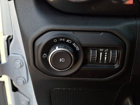 Certified 2021 Jeep Wrangler Unlimited Sport image 27