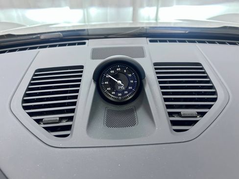 Certified 2025 Porsche 911 Carrera RWD image 22