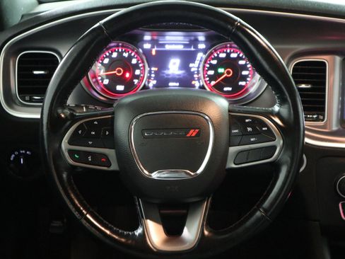 Used 2021 Dodge Charger SXT w/ Leather Interior Group image 17