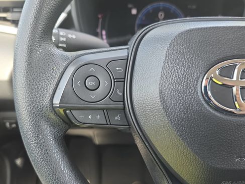 Used 2026 Toyota Corolla LE FWD image 16