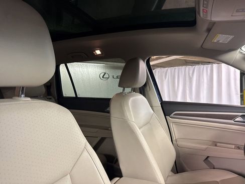 Used 2019 Volkswagen Atlas SEL R-Line image 10