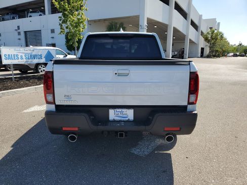 New 2025 Honda Ridgeline RTL image 4