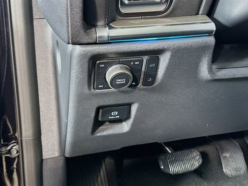 New 2025 Ford Expedition Max Platinum image 18