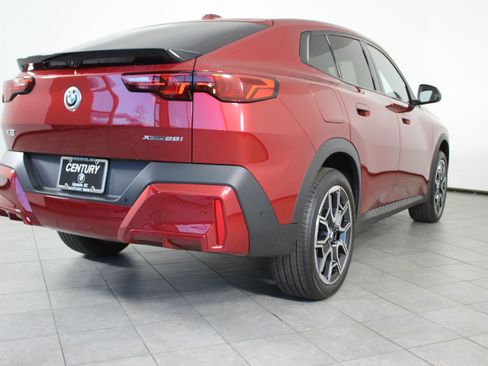 New 2026 BMW X2 xDrive28i w/ Convenience Package image 9