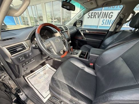Used 2011 Lexus GX 460 Premium image 17