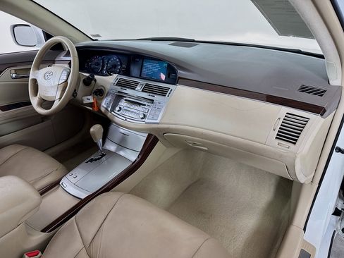 Used 2008 Toyota Avalon XLS image 27