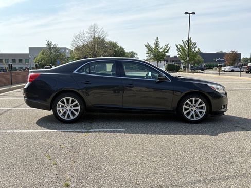 Used 2014 Chevrolet Malibu LT FWD image 11