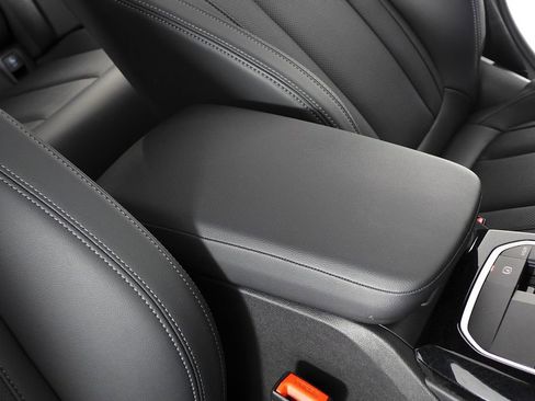 Used 2023 BMW X3 sDrive30i w/ M Sport Package image 16