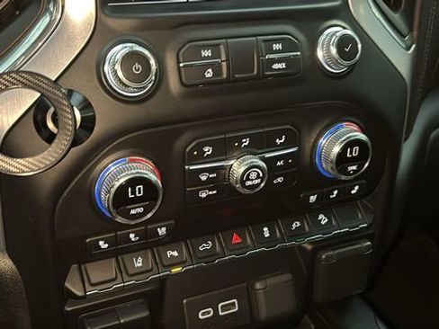 Used 2020 GMC Sierra 2500 SLT w/ SLT Premium Plus Package image 20