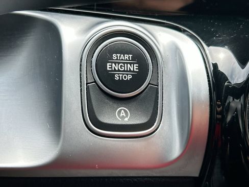 Used 2022 Mercedes-Benz GLB 250 image 19