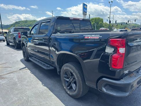 Used 2020 Chevrolet Silverado 1500 LT Trail Boss AWD/4WD image 6