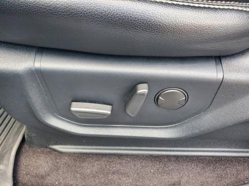 Certified 2020 Ford F150 Lariat image 11