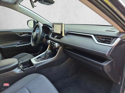 Certified 2025 Toyota RAV4 XLE AWD/4WD image 19