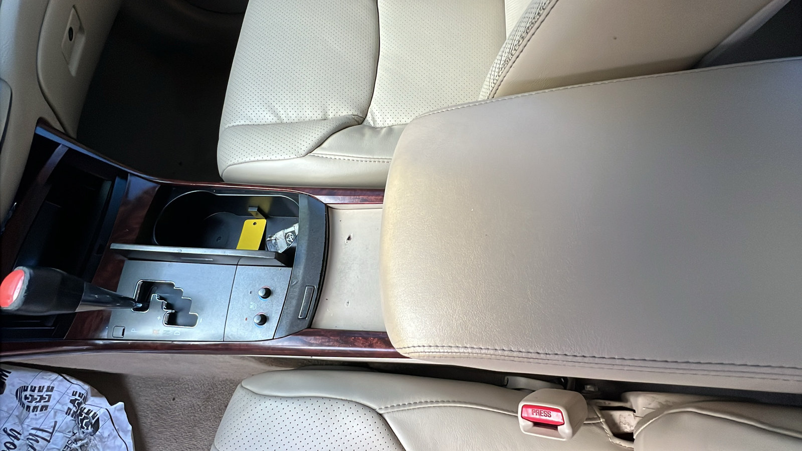 Used 2011 Toyota Avalon Limited FWD image 12