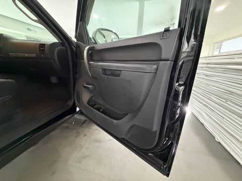 Used 2013 Chevrolet Silverado 1500 LT w/ All-Star Edition AWD/4WD image 16
