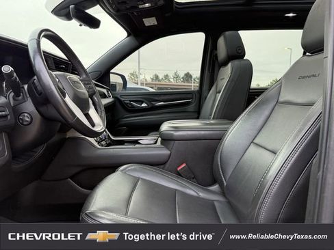 Used 2021 GMC Yukon Denali w/ Advanced Technology Package AWD/4WD image 30
