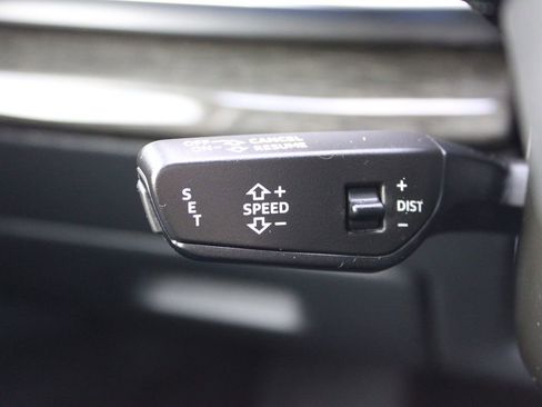 Used 2024 Audi Q7 2.0T Premium Plus image 35