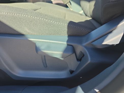 New 2025 Ford Maverick XL image 14