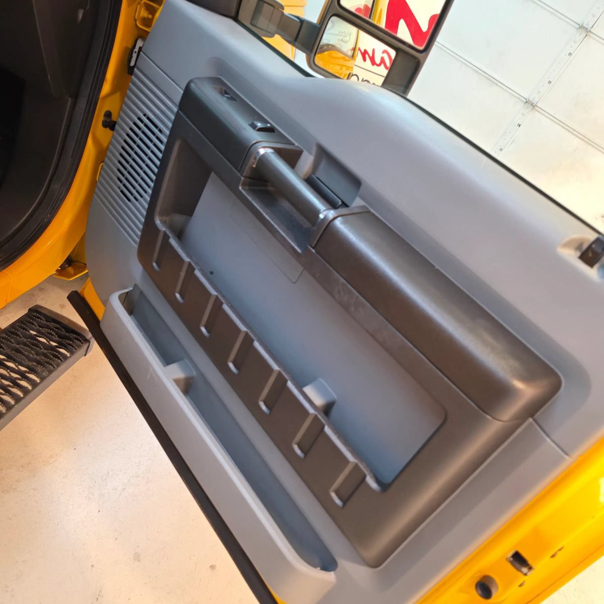 Used 2016 Ford F250 XL w/ Power Equipment Group RWD image 24