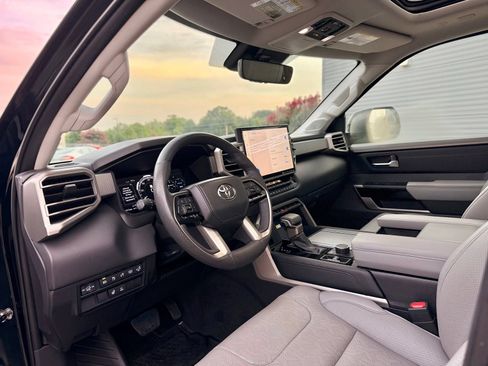 Used 2024 Toyota Sequoia Limited AWD/4WD image 29