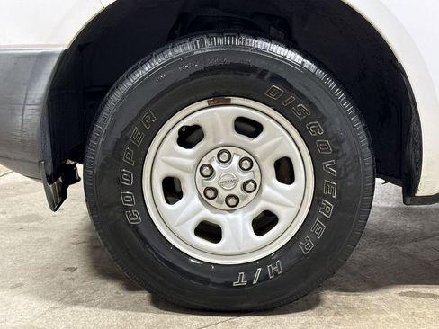 Used 2006 Nissan Frontier XE w/ (G01) XE Preferred Pkg image 25