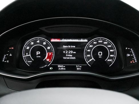 Used 2023 Audi RS 6 image 8