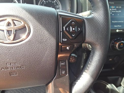 Used 2023 Toyota 4Runner TRD Off-Road Premium w/ Off Road Premium Plus Package AWD/4WD image 23