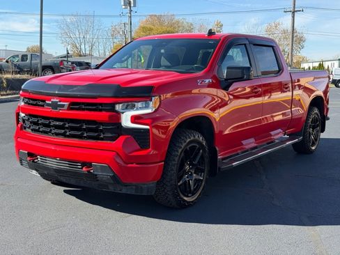 Used 2023 Chevrolet Silverado 1500 RST w/ Z71 Off-Road Package image 4