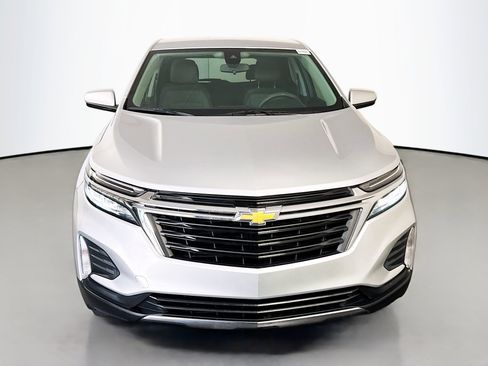 Used 2022 Chevrolet Equinox LT FWD image 2