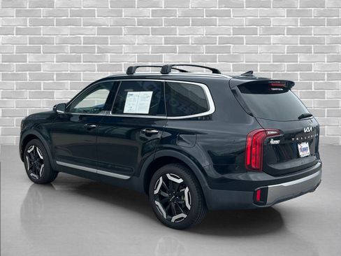 Used 2025 Kia Telluride S AWD/4WD image 3