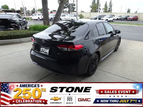 Used 2022 Toyota Corolla LE FWD image 7
