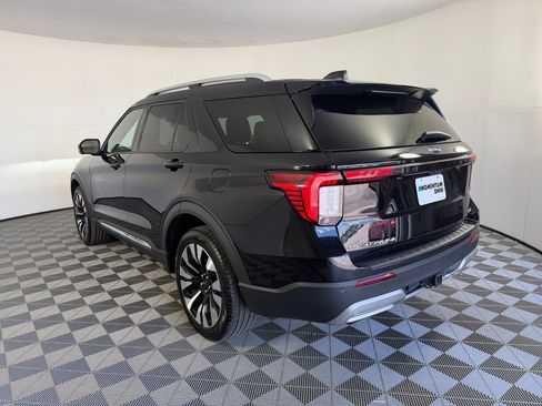 Used 2025 Ford Explorer Platinum w/ LUX Leather Package AWD/4WD image 3