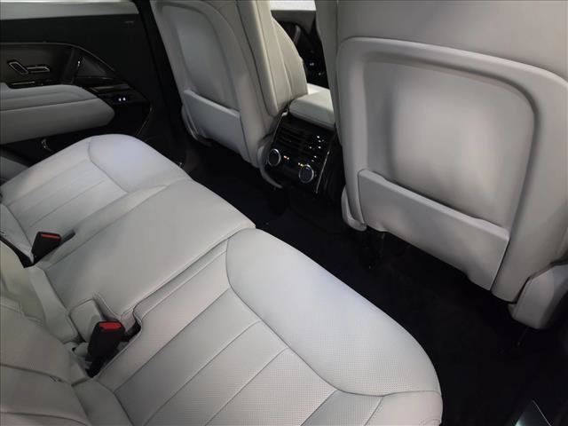 New 2027 Land Rover Range Rover Sport SE AWD/4WD image 11