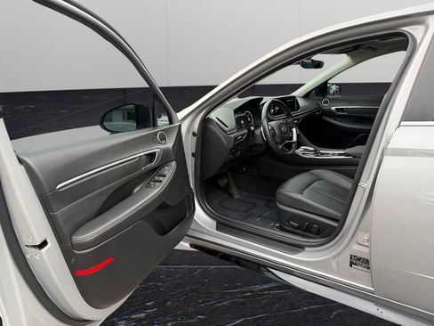 Used 2023 Hyundai Sonata Limited FWD image 21