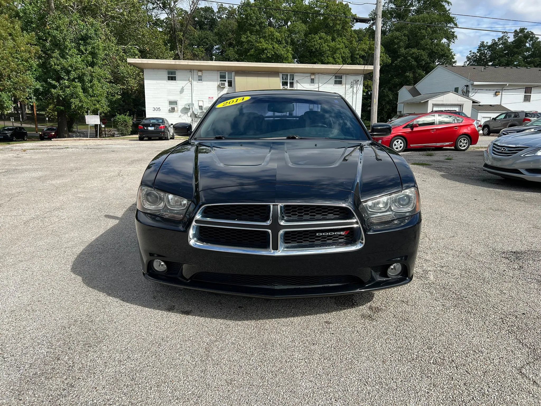 Used 2014 Dodge Charger R/T w/ Wheels & Tunes Group RWD image 2