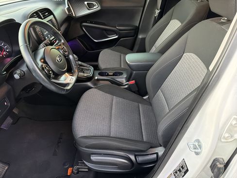 Used 2020 Kia Soul GT-Line image 10