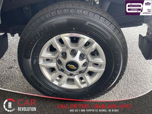 Used 2023 Chevrolet Silverado 2500 LT AWD/4WD image 44