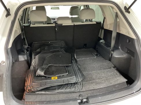 Used 2020 Volkswagen Tiguan S w/ 3rd Row Seat Package AWD/4WD image 24