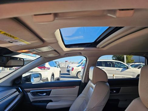 Used 2020 Honda CR-V Touring image 22