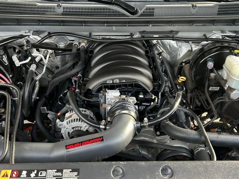 Used 2017 Chevrolet Silverado 1500 LT w/ All Star Edition image 12