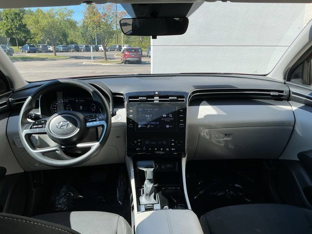 Certified 2024 Hyundai Tucson SEL FWD image 3