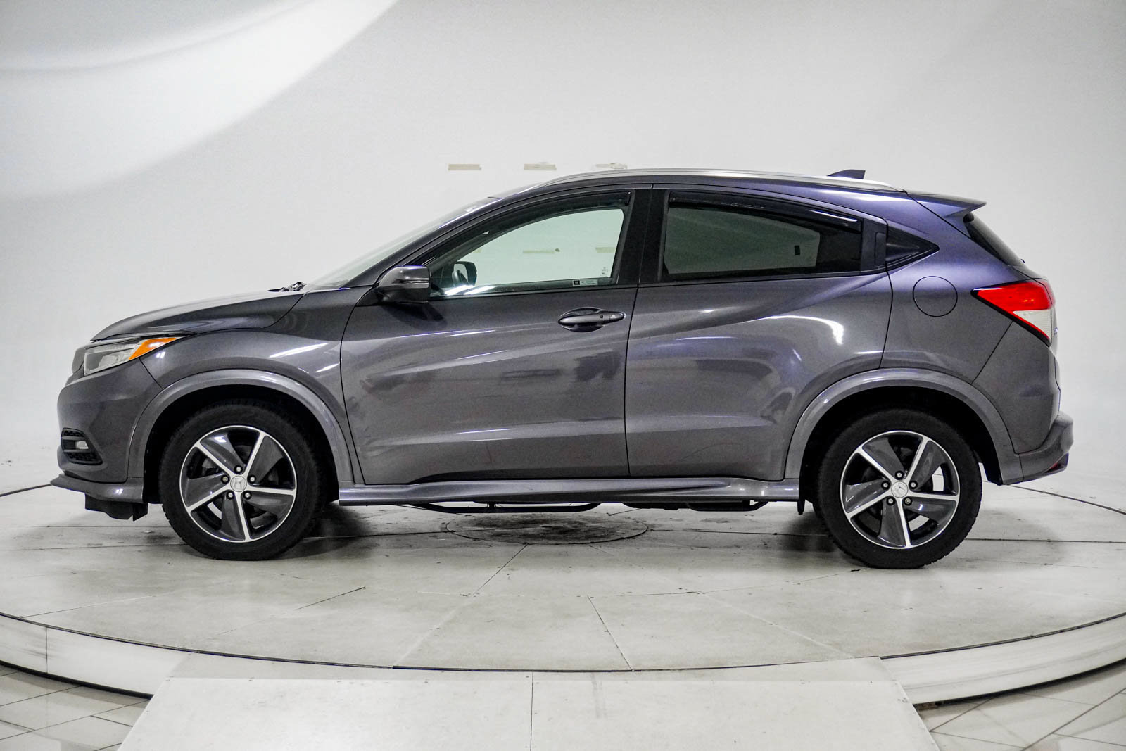 Used 2020 Honda HR-V Touring image 5